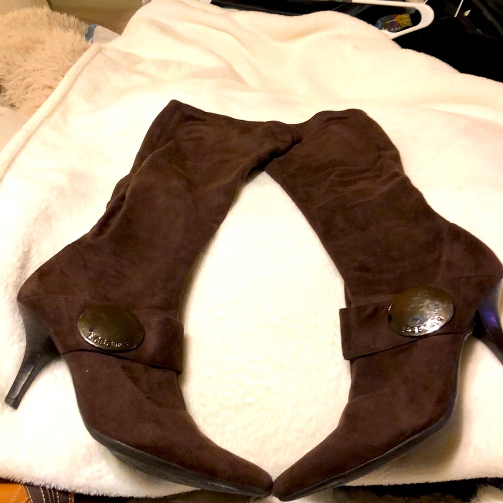 BCBG Brown suede boots